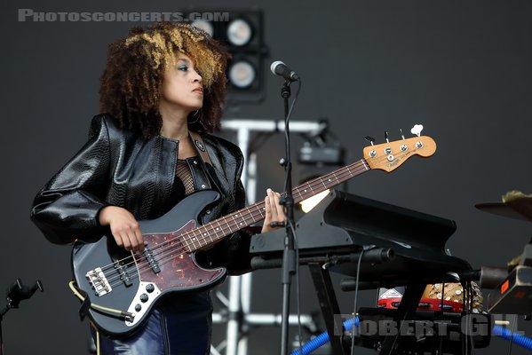 LUCIE ANTUNES - 2024-08-16 - CHARLEVILLE-MEZIERES - Square Bayard - Illuminations - 